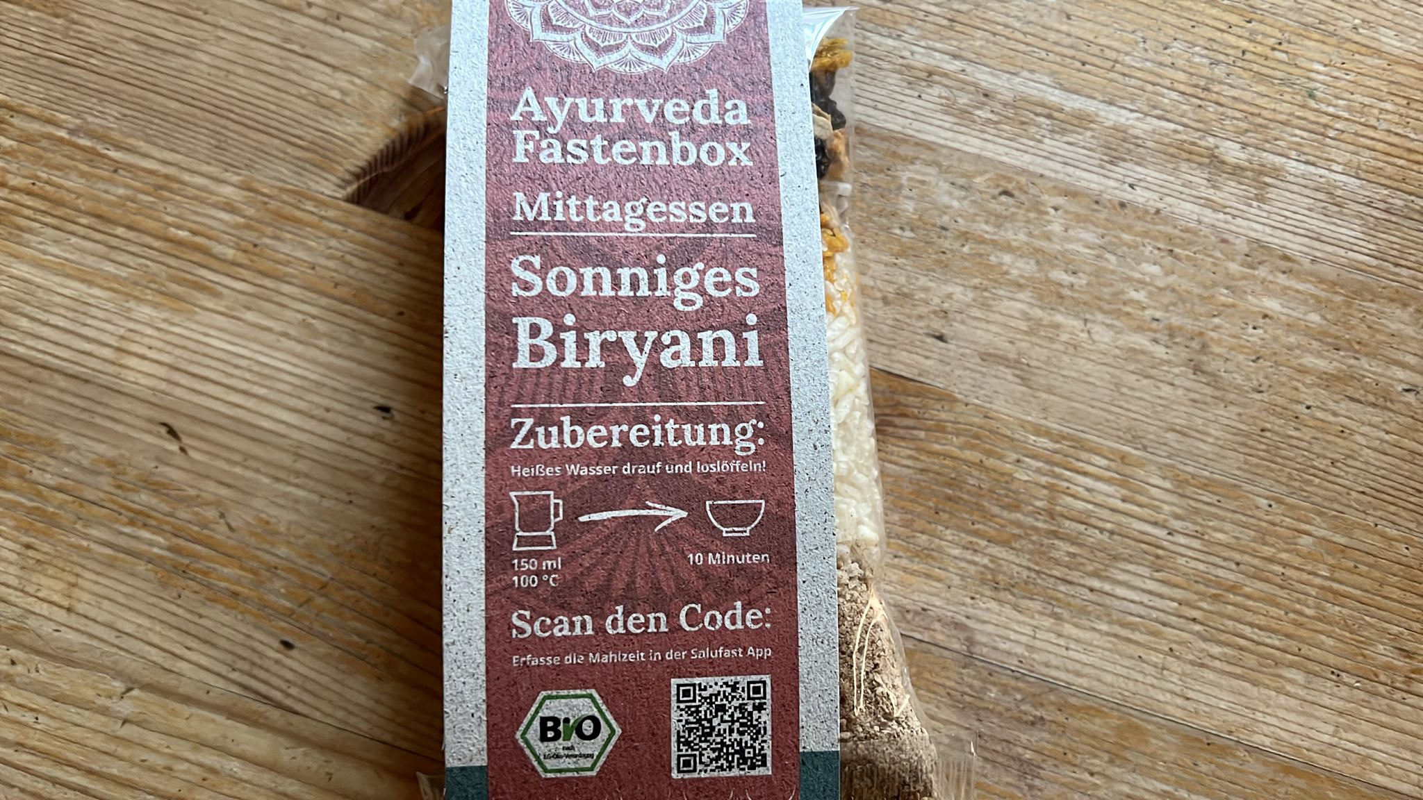 Erstes Mittagessen in der Salufast-Fastenbox: Sonniges Biryani mit einfacher Zubereitung | Foto: Christian Schindler